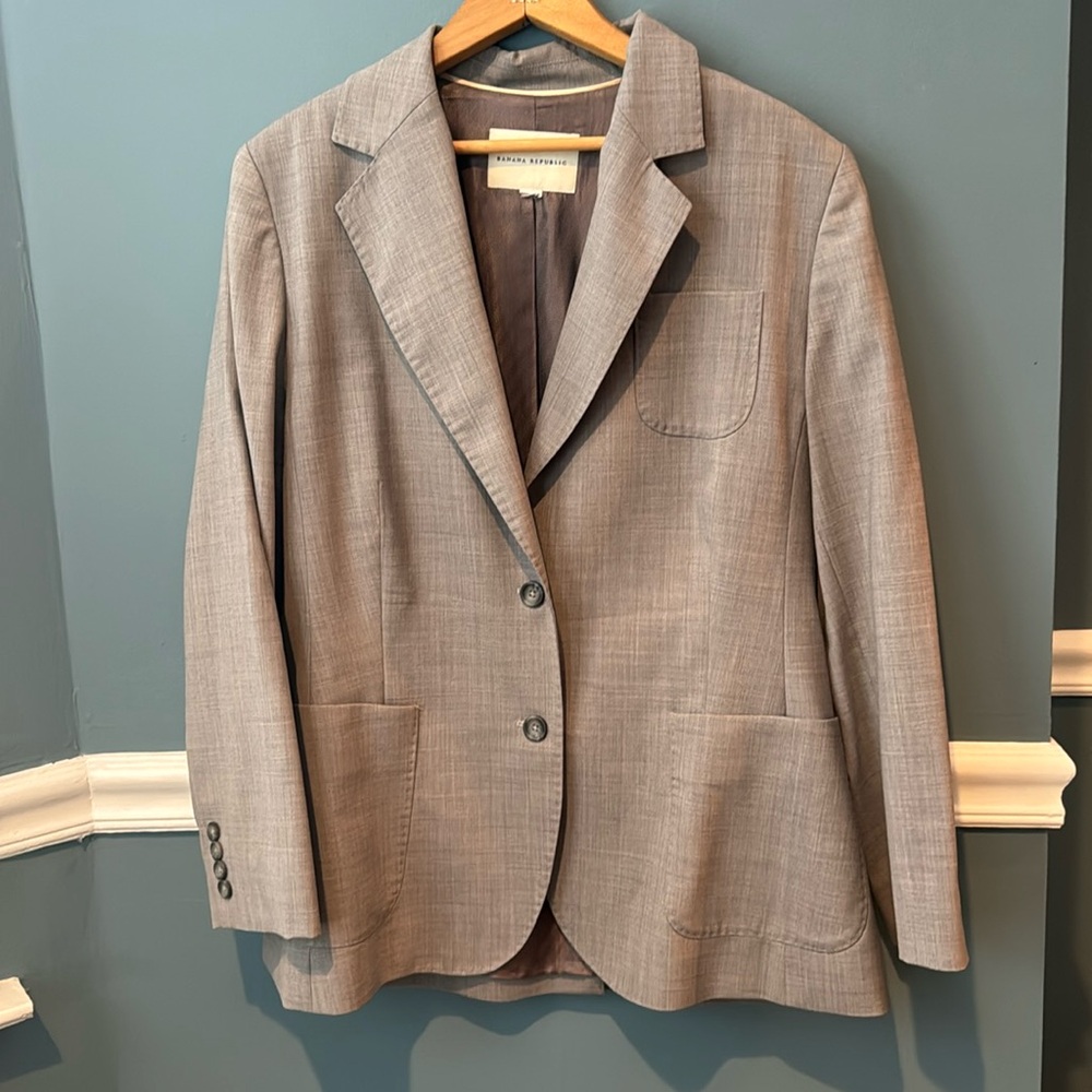 Banana Republic gray suit blazer approx size 12